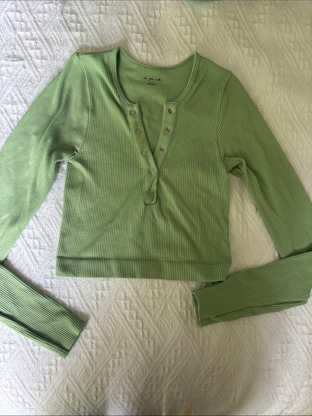 urban outfitters green button down long sleeve top